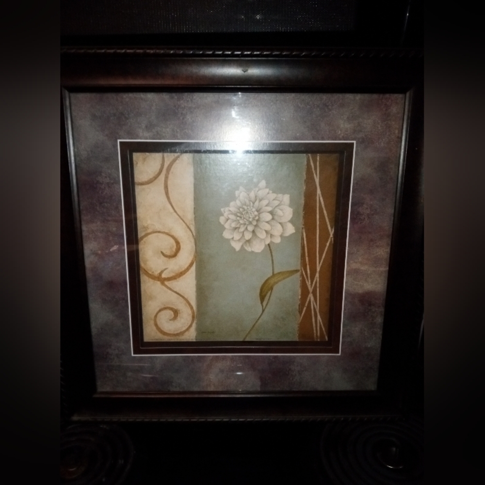 Beautiful antique picture in it's original frame in Superior condition ❤️